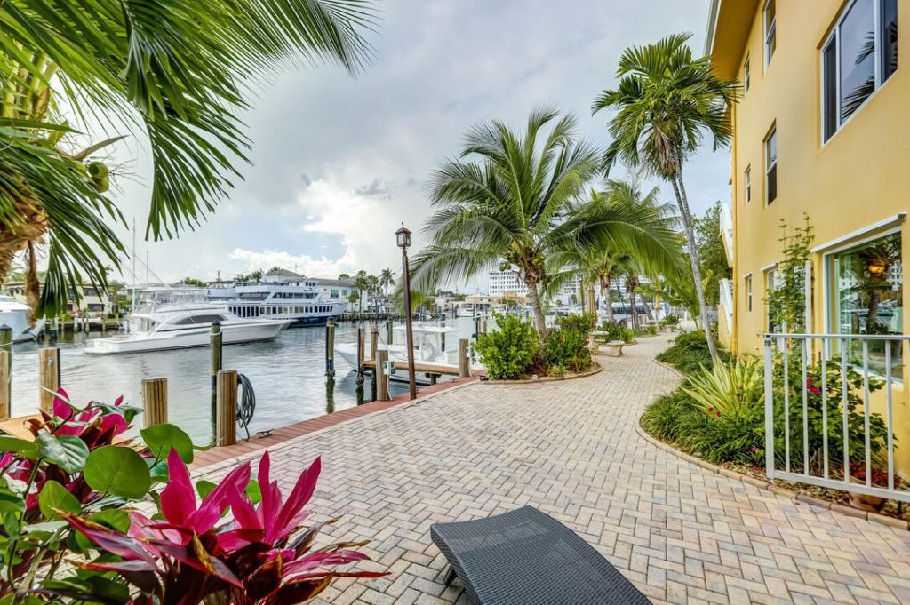 815 Middle River Drive, Unit 106, Fort Lauderdale, FL 33304 Photo