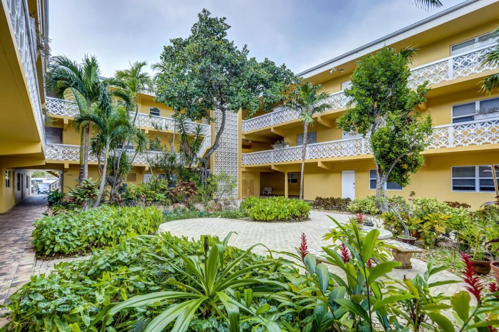 815 Middle River Drive, Unit 106, Fort Lauderdale, FL 33304 Photo