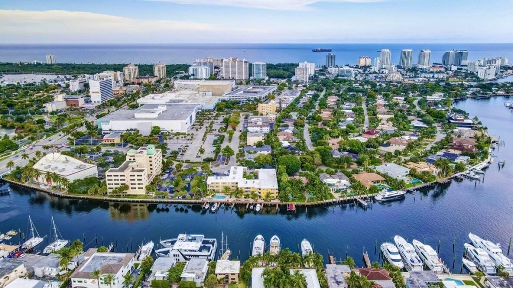 815 Middle River Drive, Unit 106, Fort Lauderdale, FL 33304 Photo