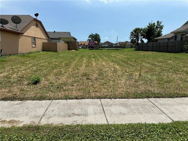 7512 EXPEDITION Drive, New Orleans, LA 70129
