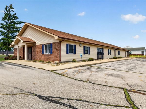 2946 Division Street, St. Joseph, MI 49085