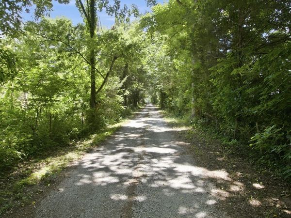 148 Wade Jennings Rd , Shelbyville, TN 37160
