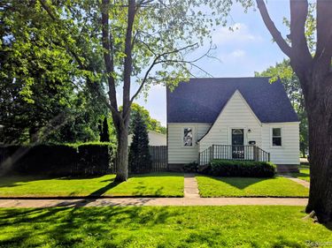 1569 New Hampshire Avenue, Marysville, Mi 48040
