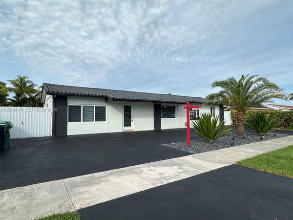 10790 SW 66th Dr, Miami, FL 33173