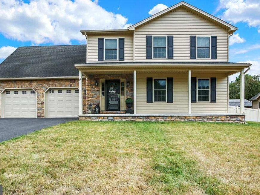 17 Pennsboro Drive, Enola, PA 17025 Main Photo