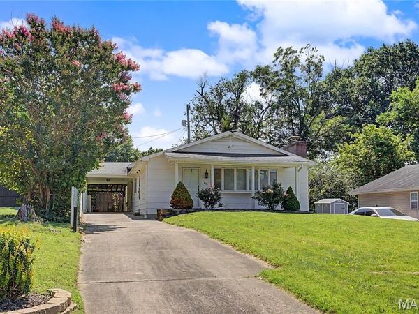 636 Whitelaw Avenue, Cape Girardeau, MO 63701