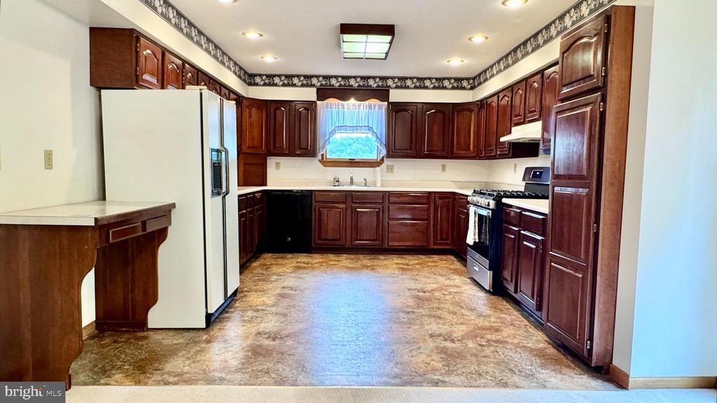 608 WELLINGTON LANE , CUMBERLAND, MD 21502