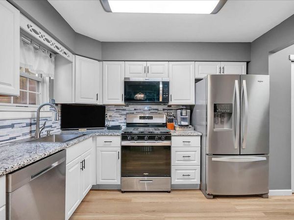 24 COUNTY AVENUE, MAPLE SHADE, NJ 08052