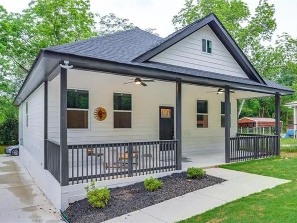 509 W Main Street , Hogansville, GA 30230
