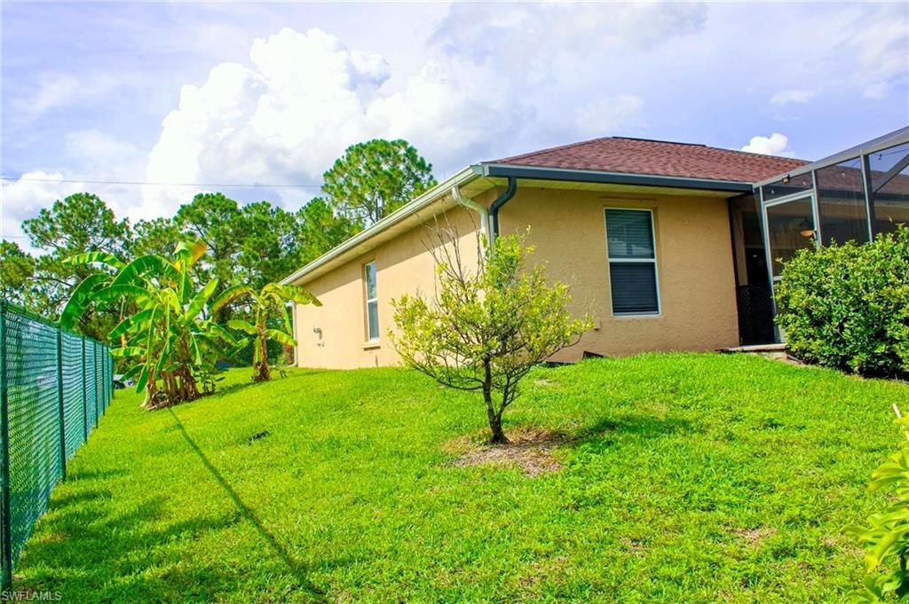 1114 Barfield St E, Lehigh Acres, FL 33974 Photo
