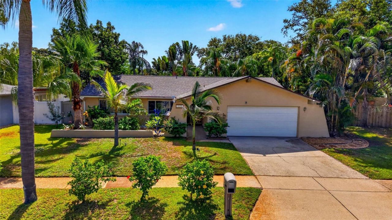 9259 119th Way, Seminole, FL 33772 Photo