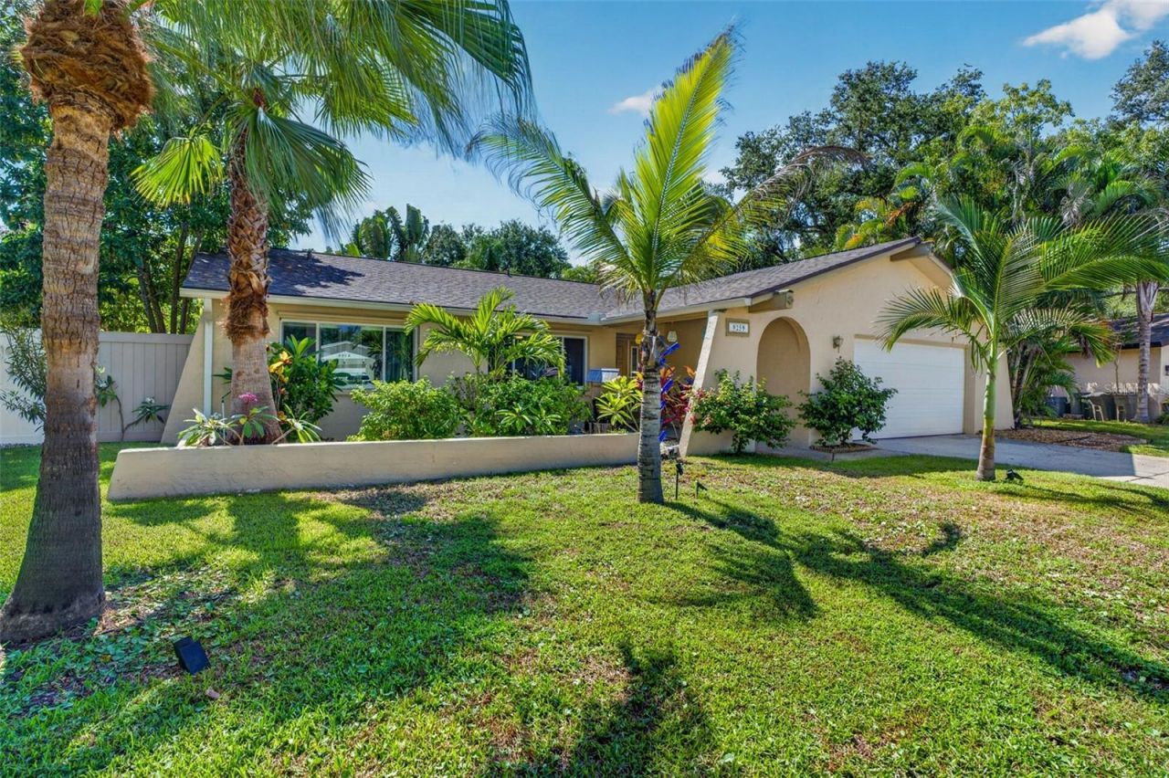 9259 119th Way, Seminole, FL 33772 Photo