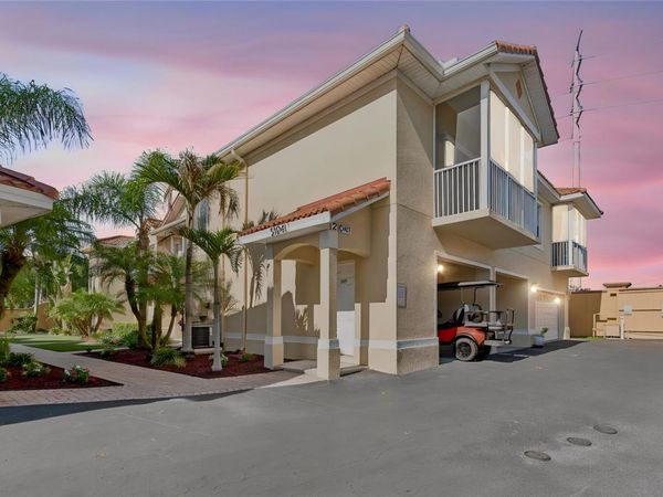 21041 SUNPOINT WAY , Unit 201, LUTZ, FL 33558