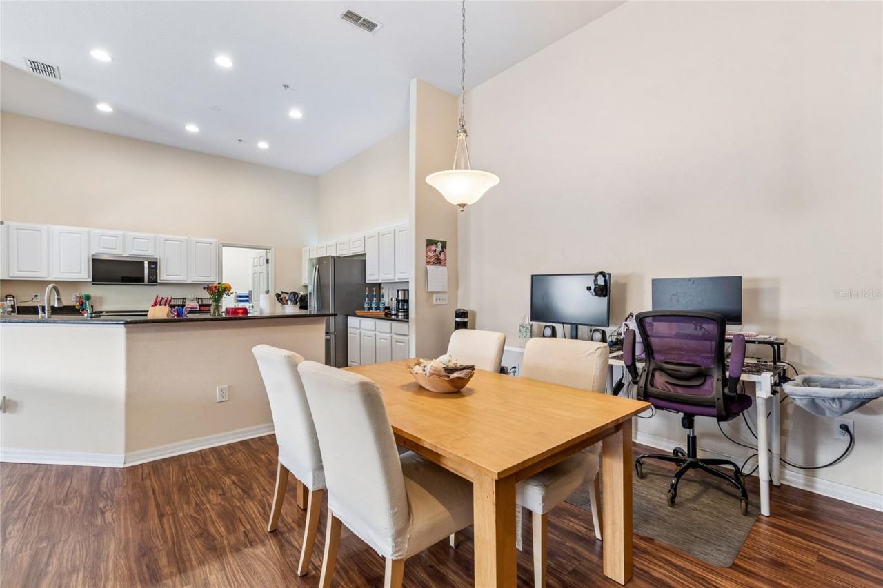 21041 Sunpoint Way , Unit 201, Lutz, FL 33558 Photo