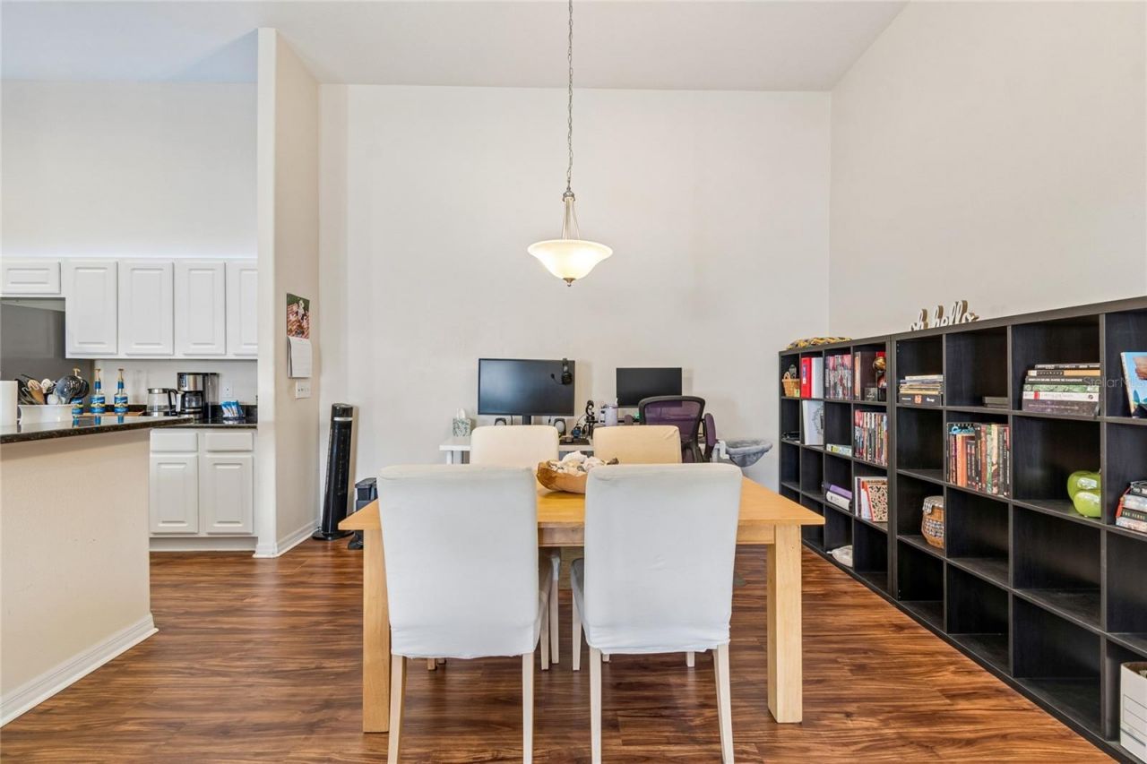 21041 Sunpoint Way , Unit 201, Lutz, FL 33558 Photo