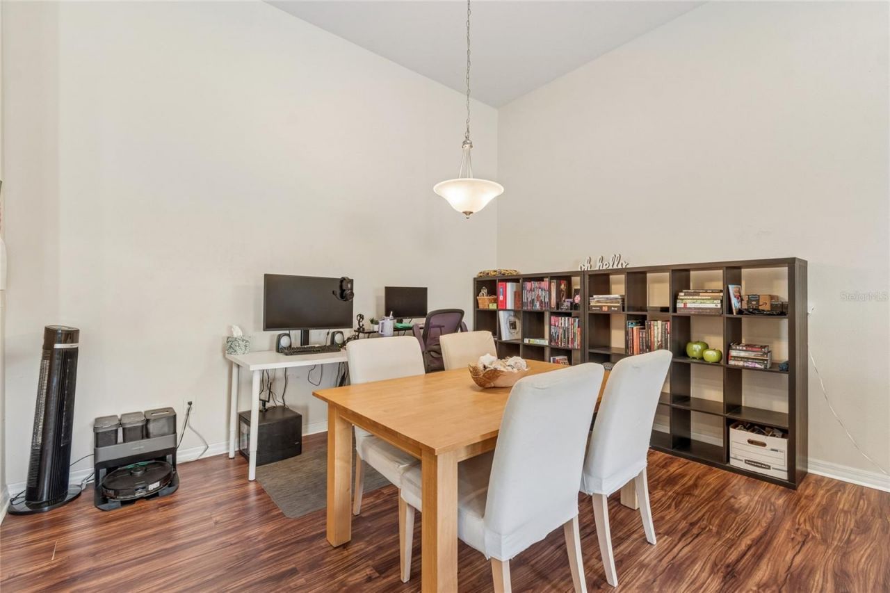 21041 Sunpoint Way , Unit 201, Lutz, FL 33558 Photo