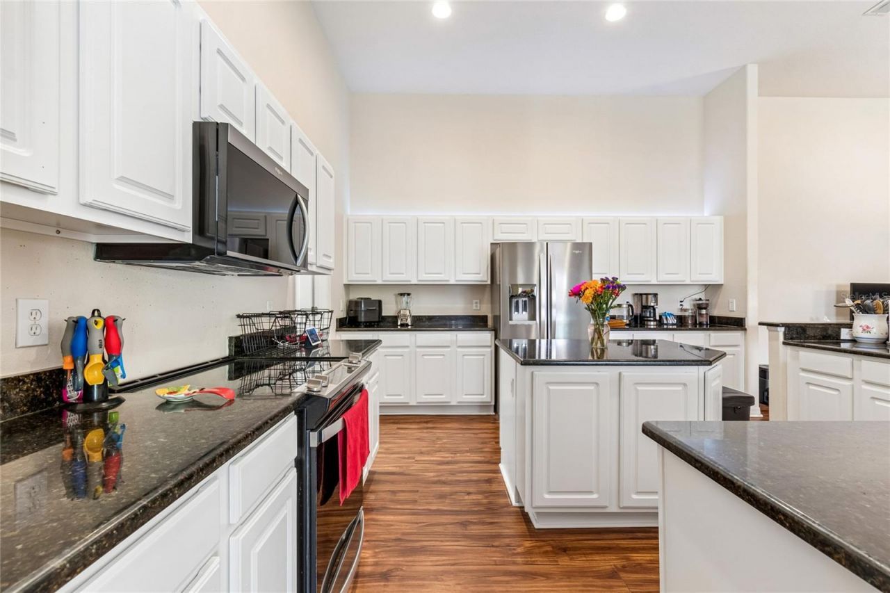 21041 Sunpoint Way , Unit 201, Lutz, FL 33558 Photo