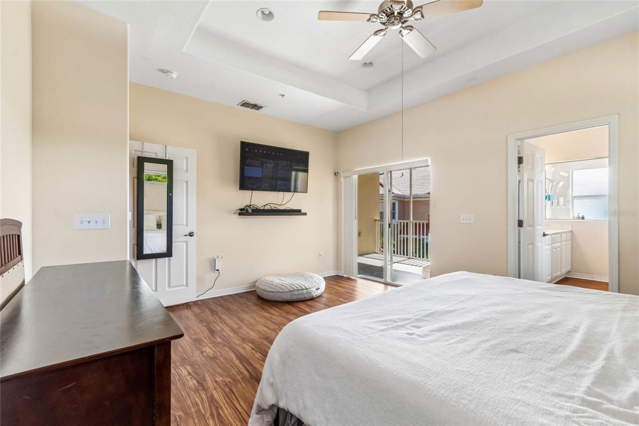 21041 Sunpoint Way , Unit 201, Lutz, FL 33558 Photo