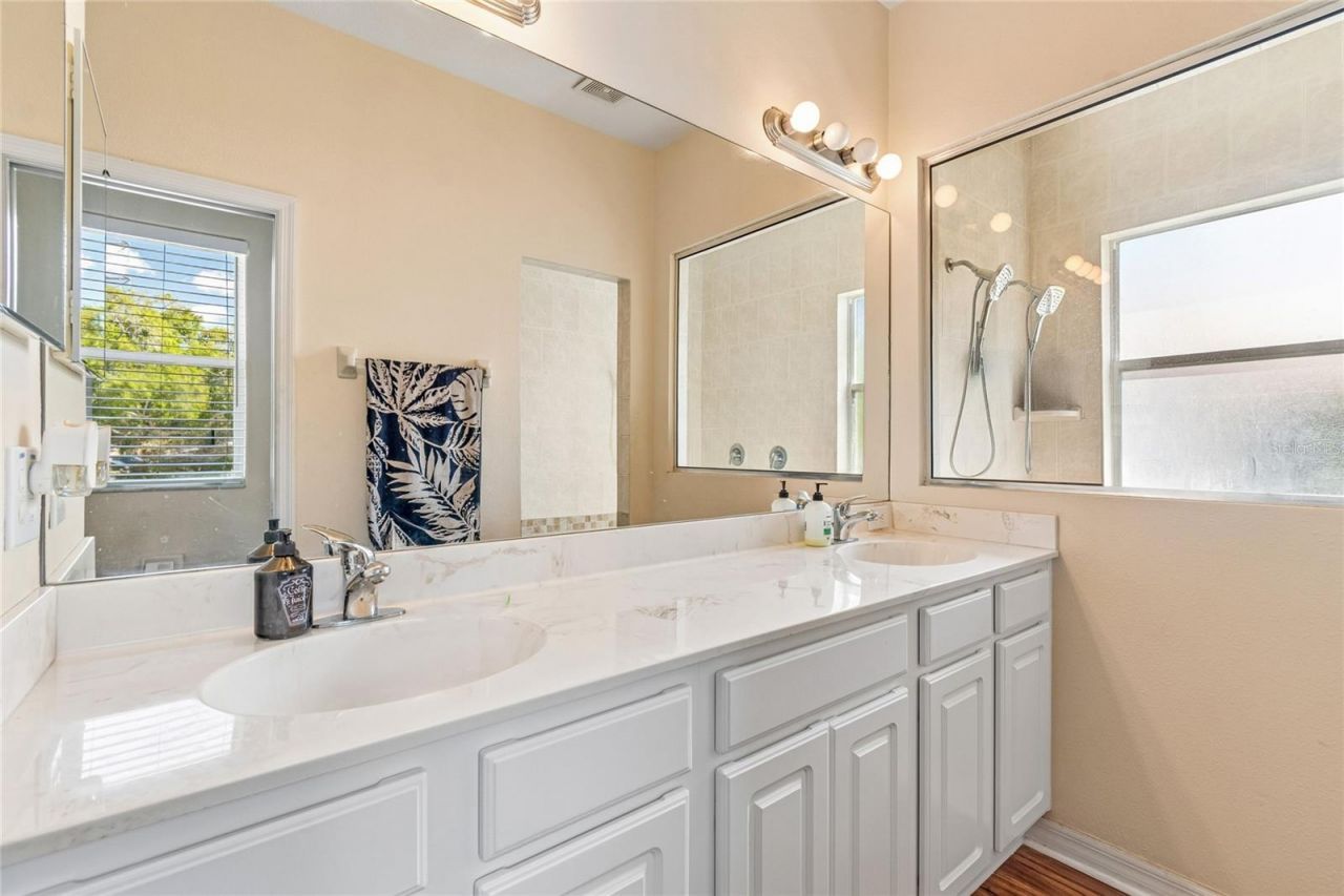 21041 Sunpoint Way , Unit 201, Lutz, FL 33558 Photo
