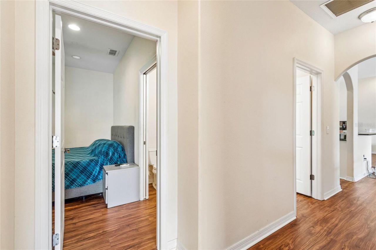 21041 Sunpoint Way , Unit 201, Lutz, FL 33558 Photo
