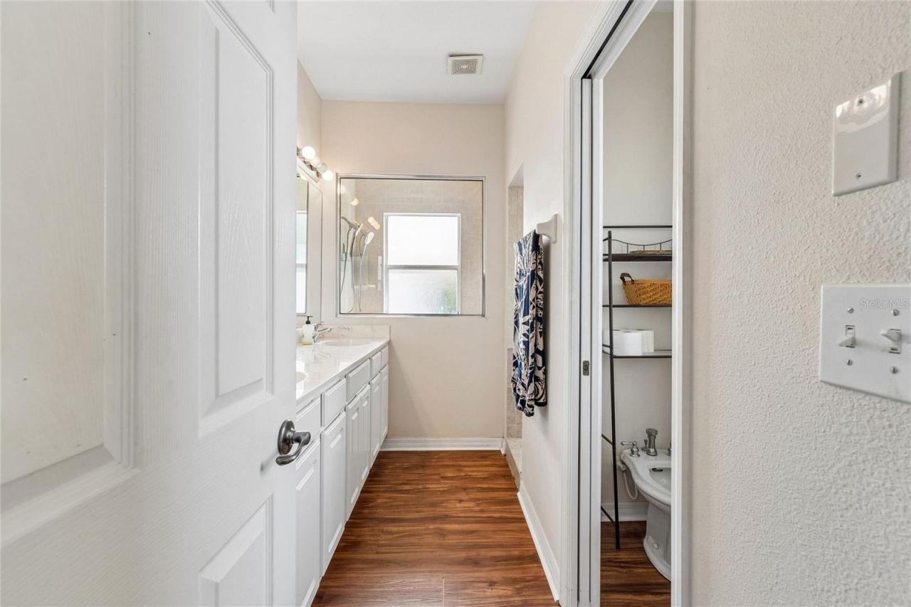 21041 Sunpoint Way , Unit 201, Lutz, FL 33558 Photo