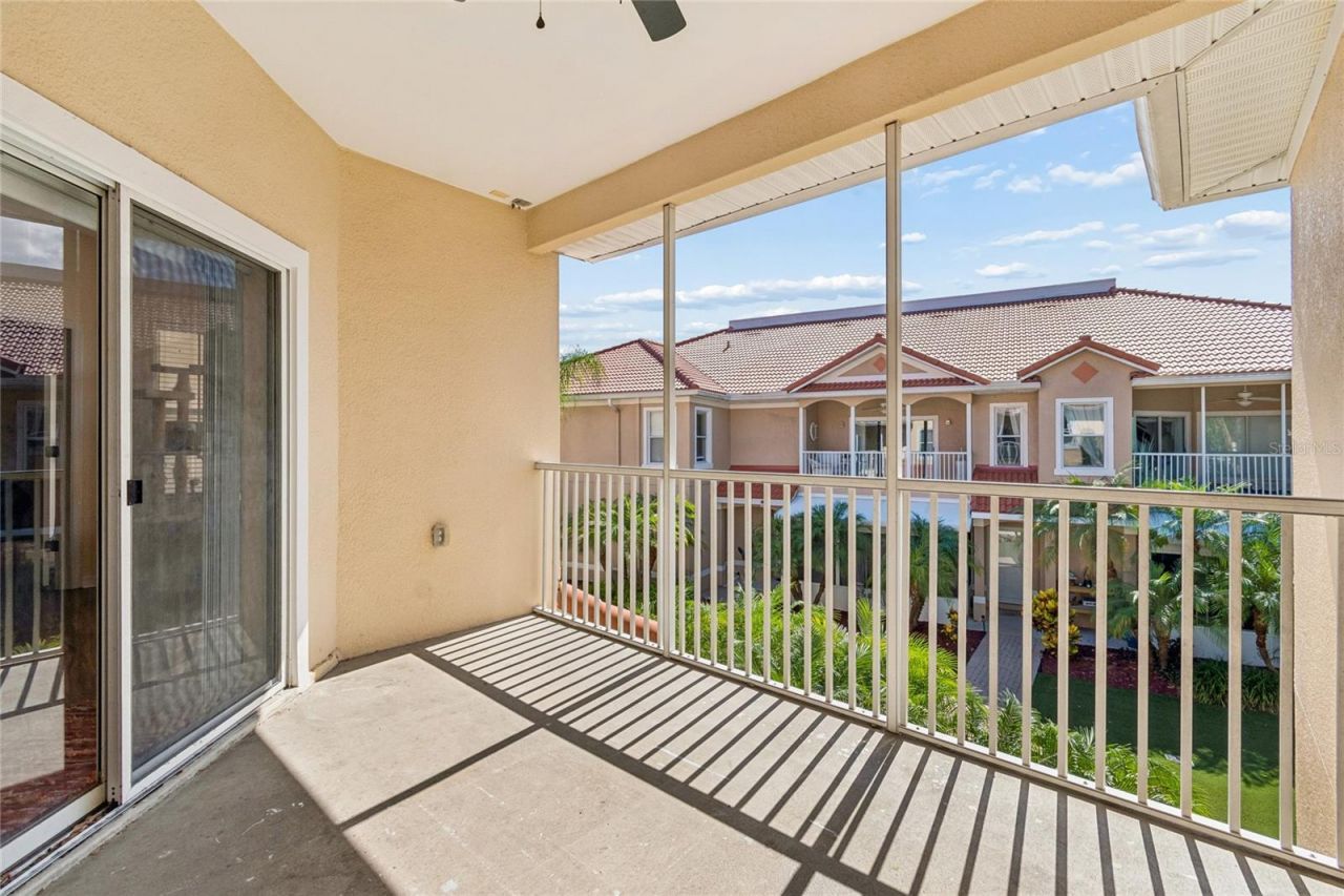 21041 Sunpoint Way , Unit 201, Lutz, FL 33558 Photo