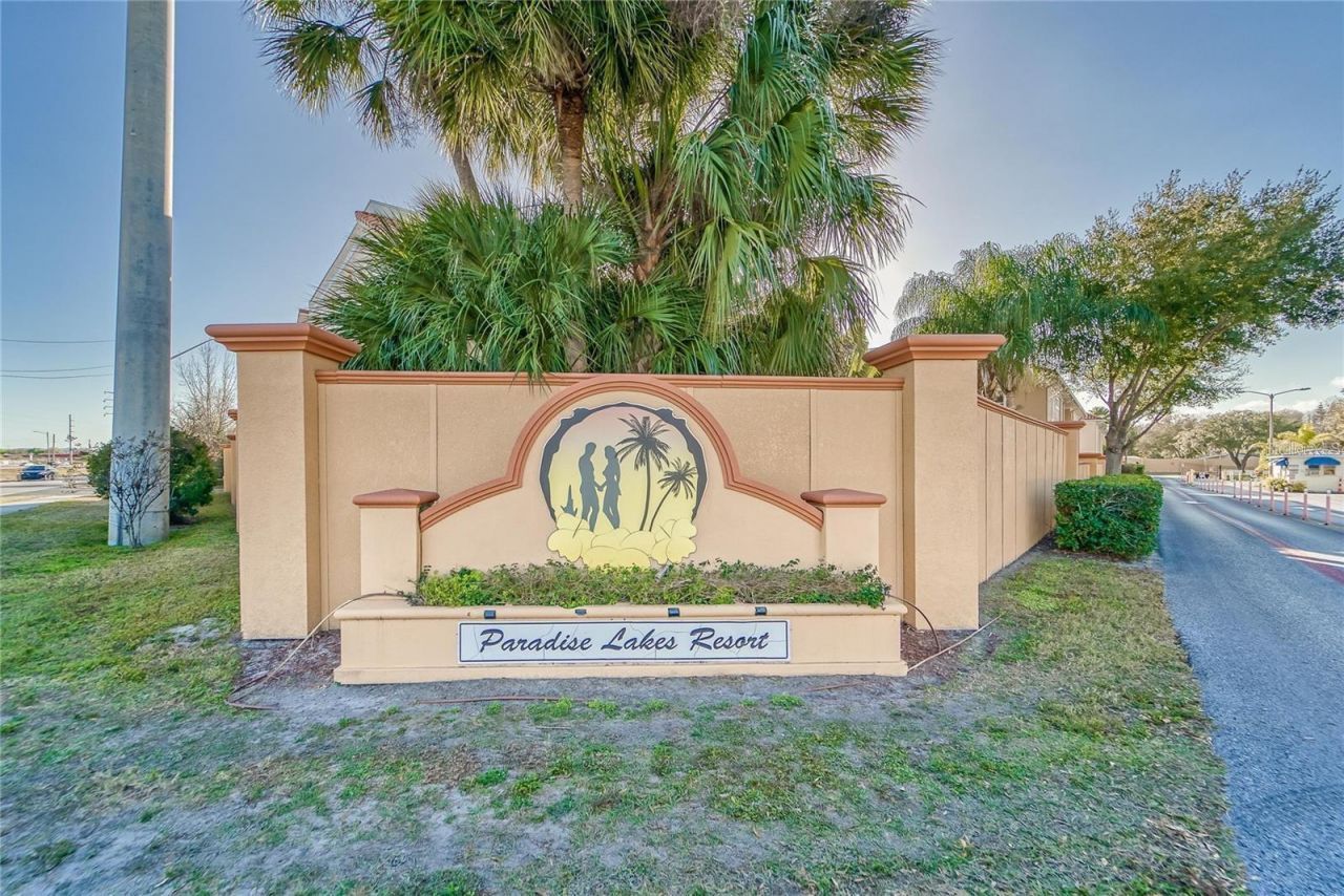 21041 Sunpoint Way , Unit 201, Lutz, FL 33558 Photo
