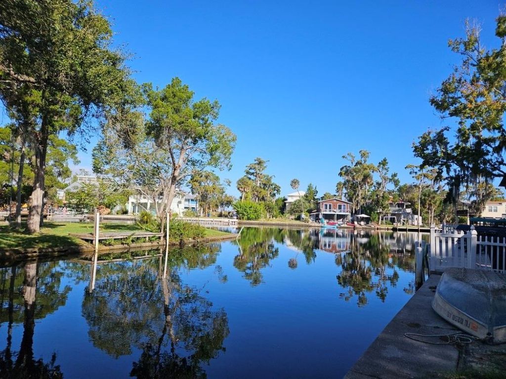 5281 Tuna Lane , Weeki Wachee, FL 34607 Photo