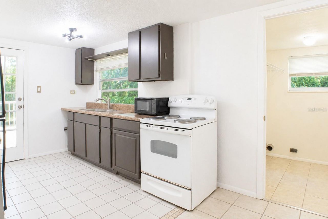 490 John Street , Unit A & B, Lake Helen, FL 32744 Photo