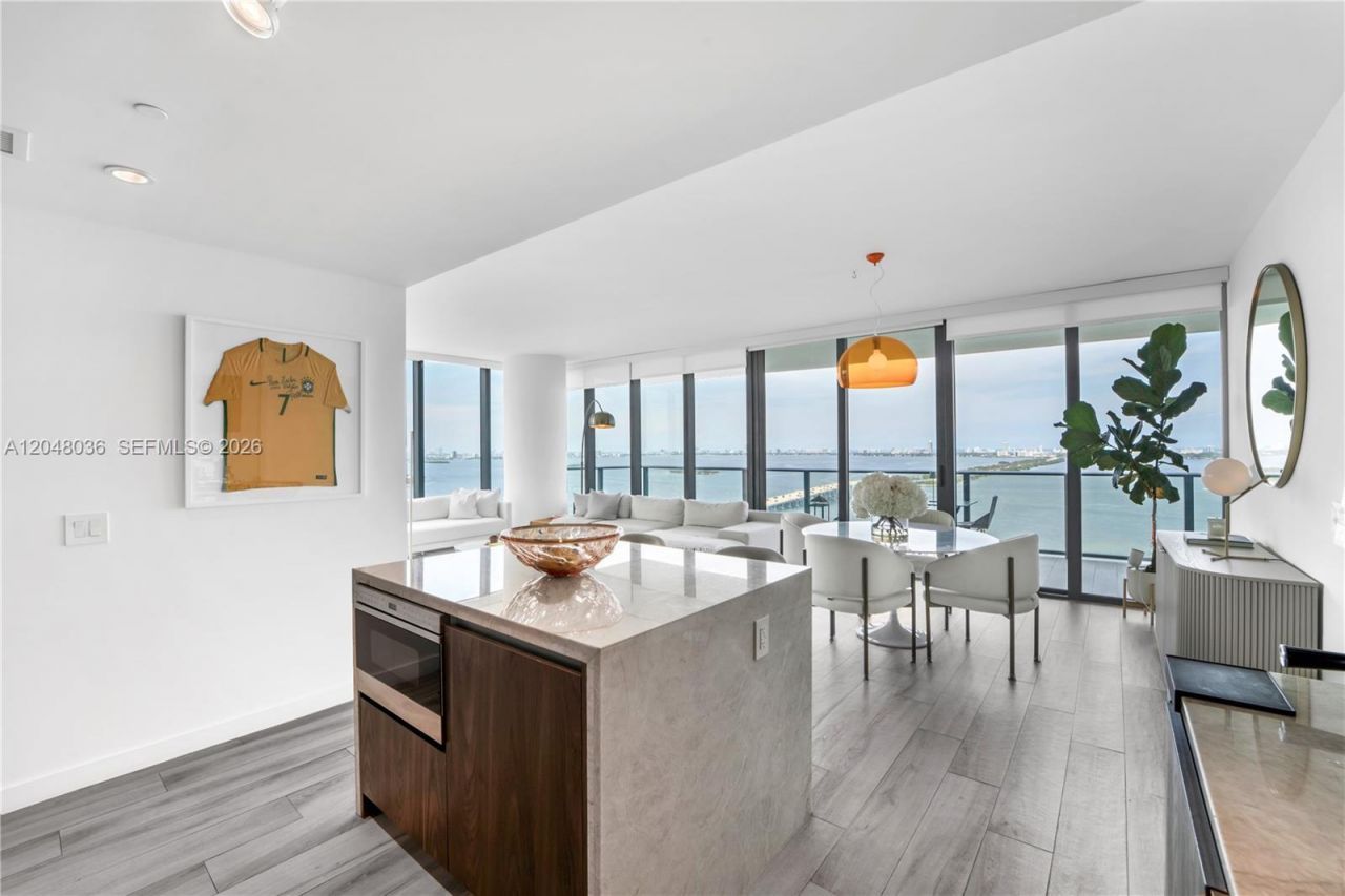 3131 NE 7th Ave , Unit 2706, Miami, FL 33137 Photo