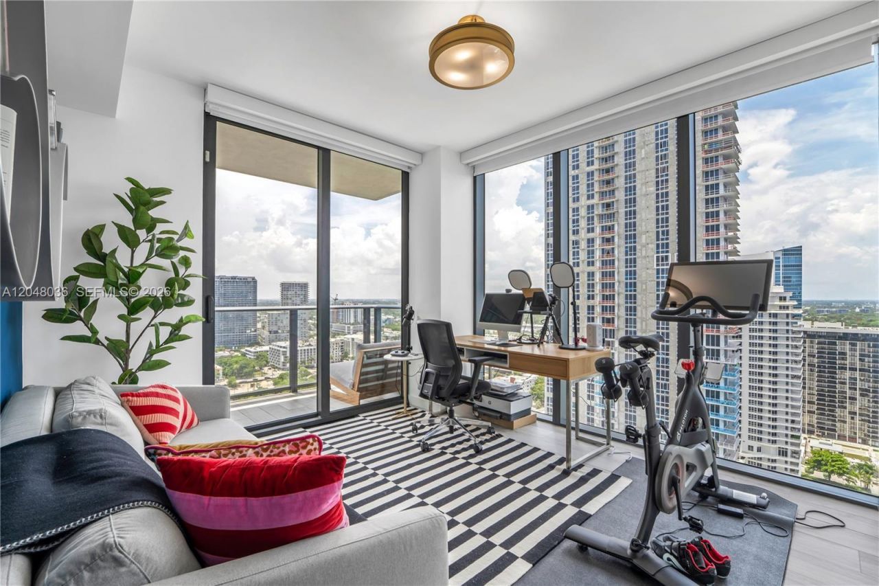 3131 NE 7th Ave , Unit 2706, Miami, FL 33137 Photo