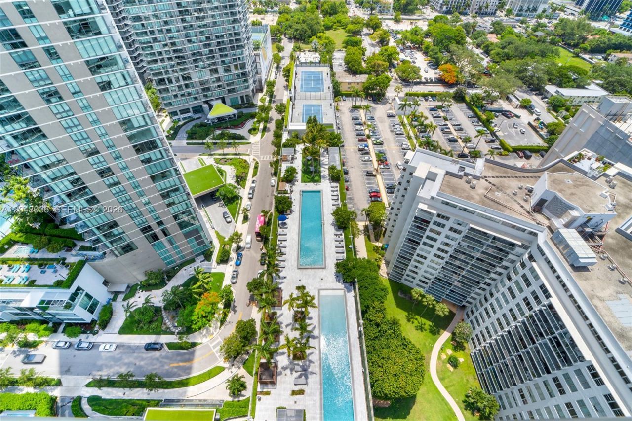 3131 NE 7th Ave , Unit 2706, Miami, FL 33137 Photo