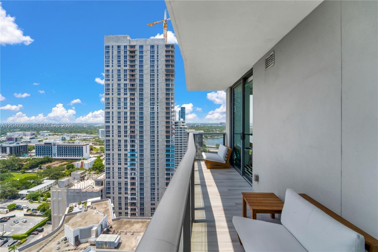 3131 NE 7th Ave , Unit 2706, Miami, FL 33137 Photo