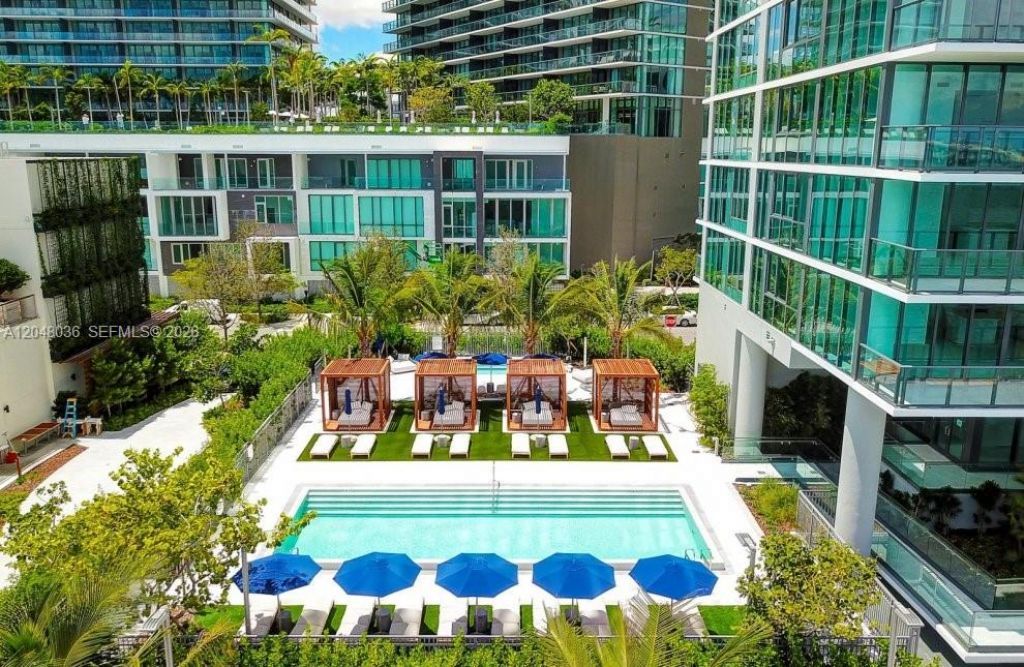 3131 NE 7th Ave , Unit 2706, Miami, FL 33137 Photo