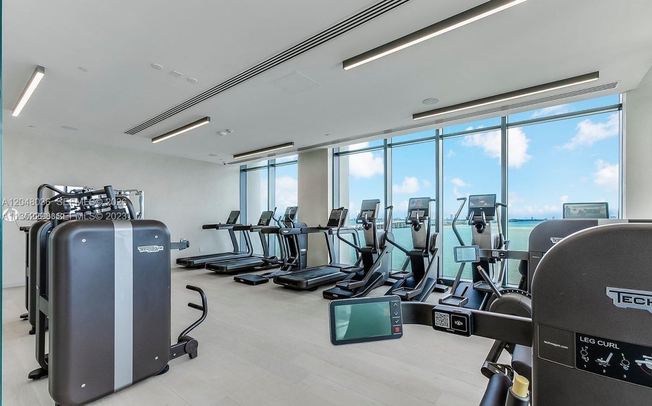 3131 NE 7th Ave , Unit 2706, Miami, FL 33137 Photo