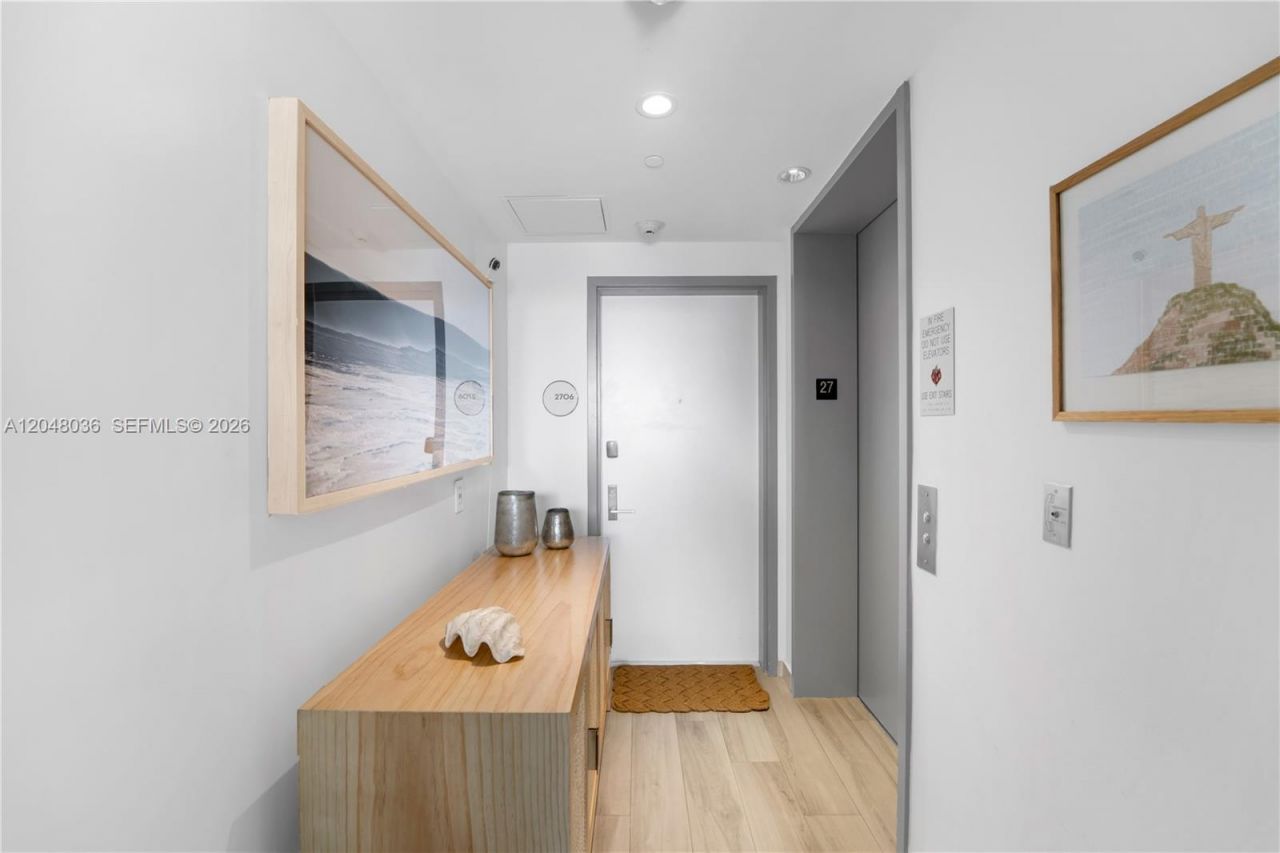 3131 NE 7th Ave , Unit 2706, Miami, FL 33137 Photo