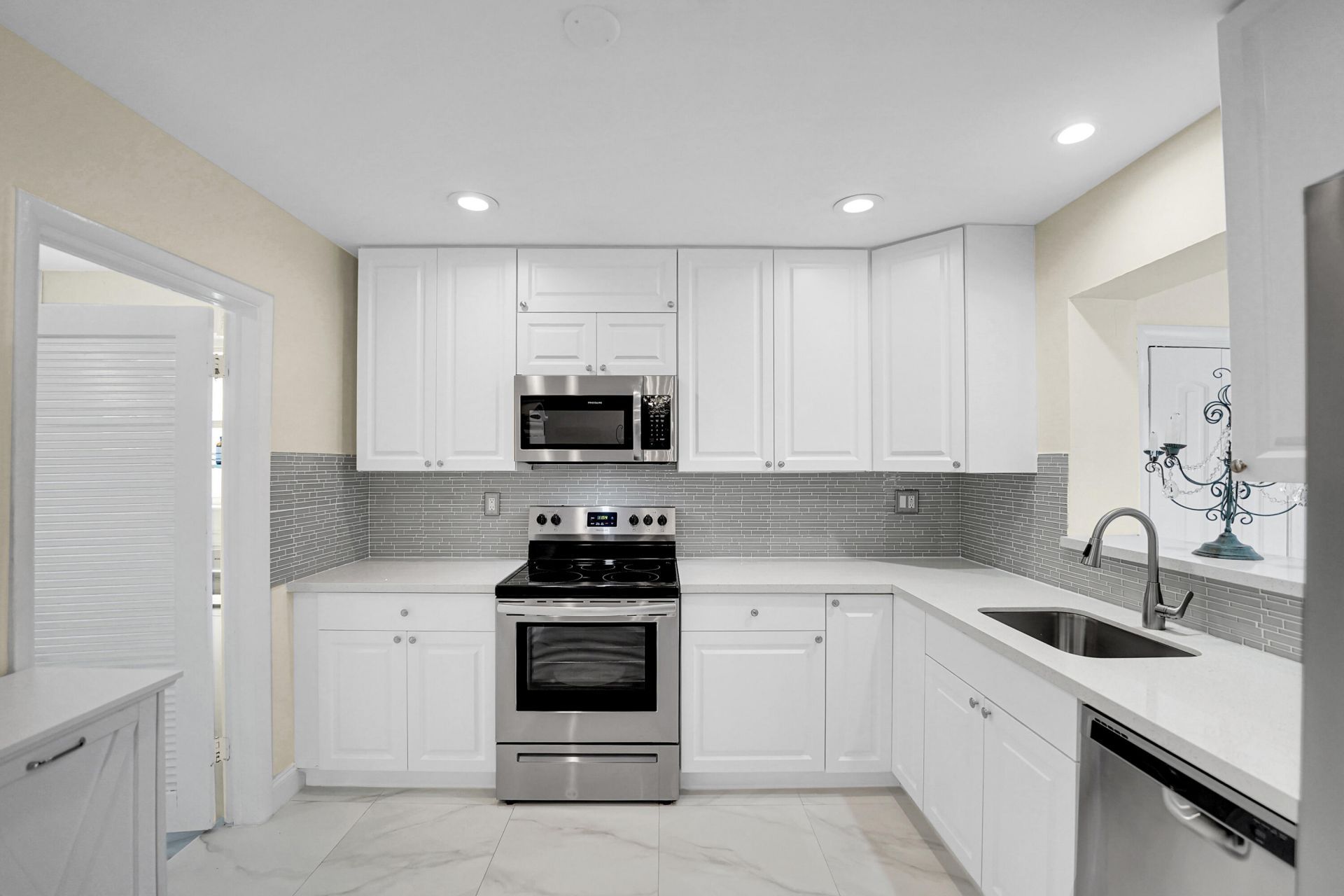 707 N 32nd Avenue, Hollywood, FL 33021 Photo