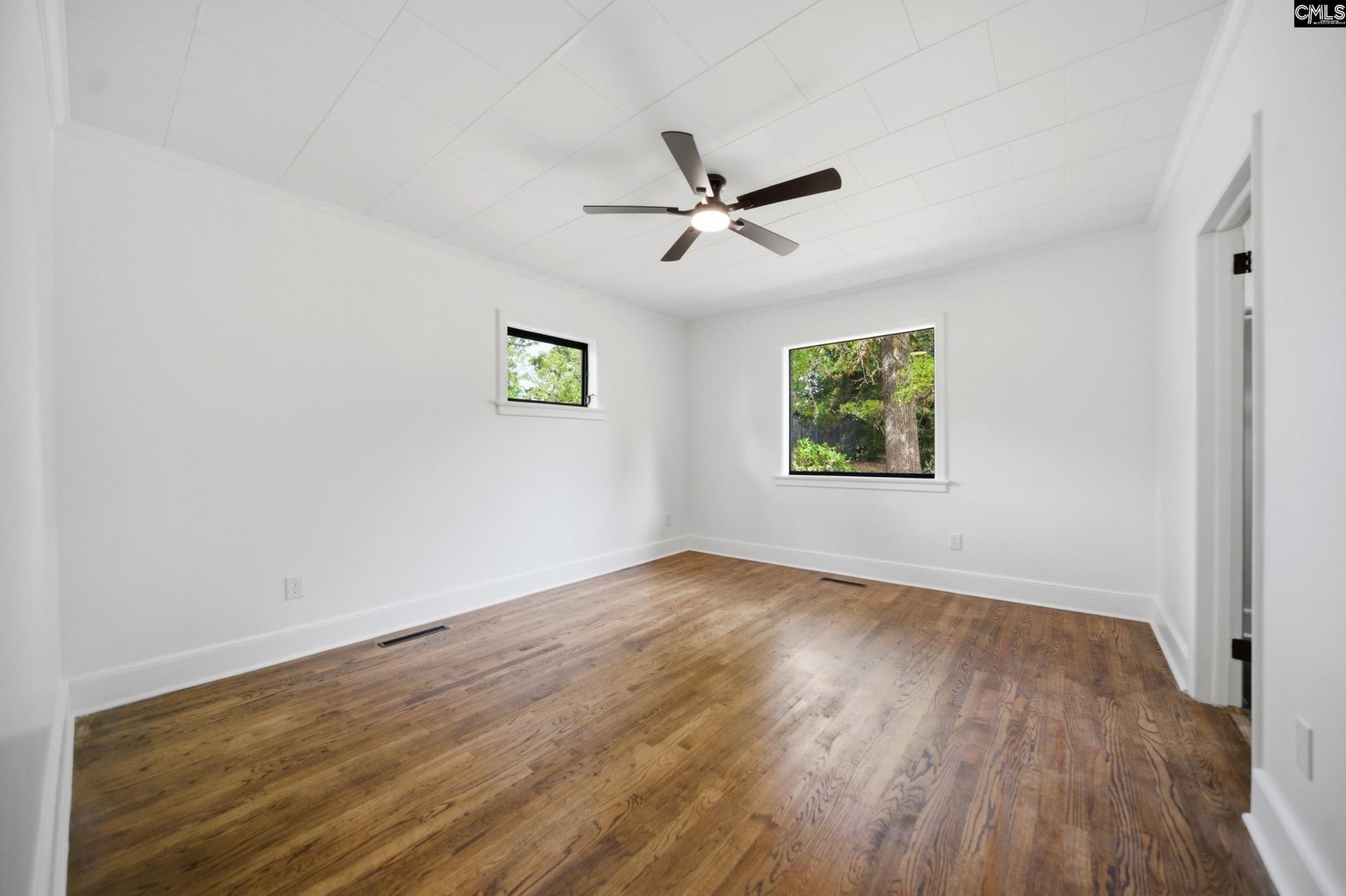 907 Amelia Street  Photo 21