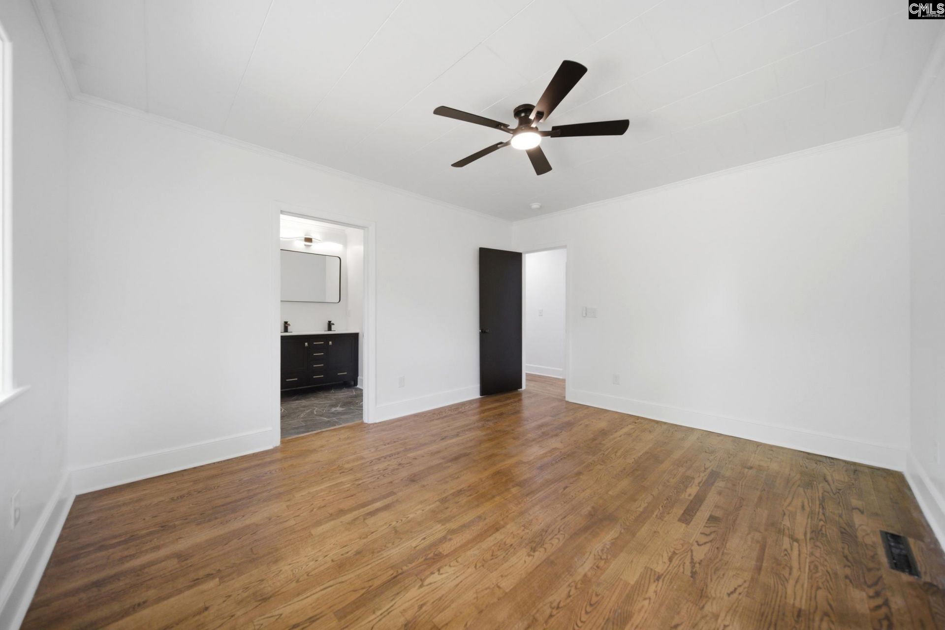 907 Amelia Street  Photo 22