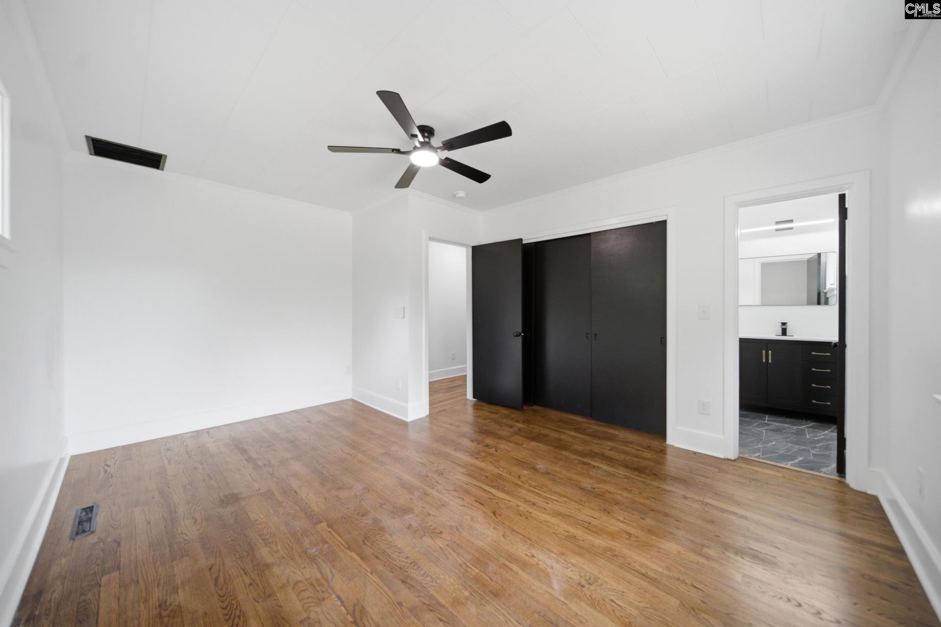 907 Amelia Street  Photo 27