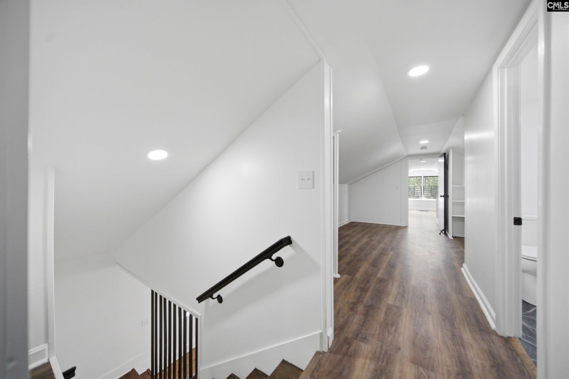 907 Amelia Street  Photo 29