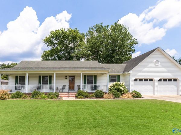 1801 Brookmeade Avenue, Athens, AL 35611