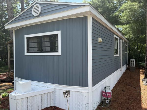 W2630 Fox Lane, Unit 9, Montello, WI 53949