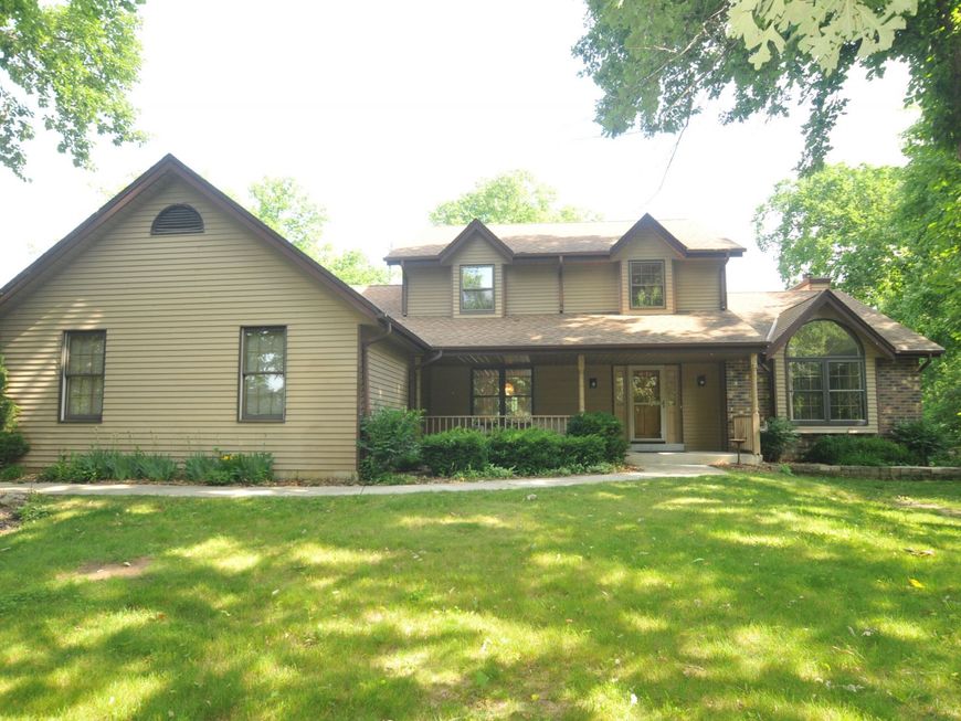 Main Photo