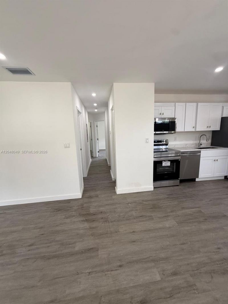 2530 NW 14th Ct , Fort Lauderdale, FL 33311 Photo