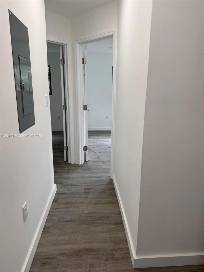 2530 NW 14th Ct , Fort Lauderdale, FL 33311 Photo