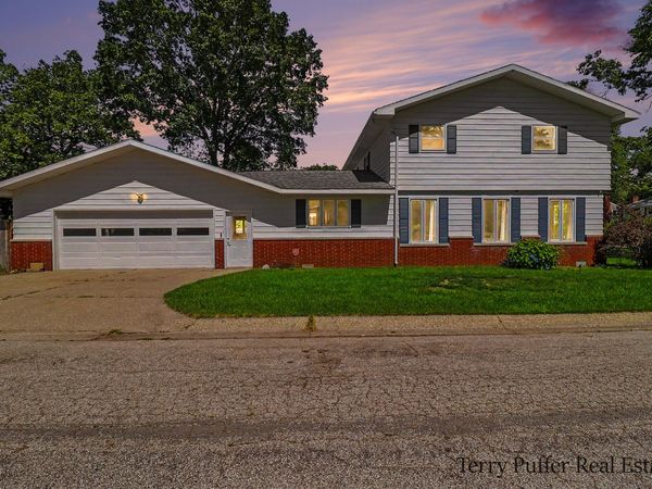 695 Miller Drive, Muskegon, MI 49445