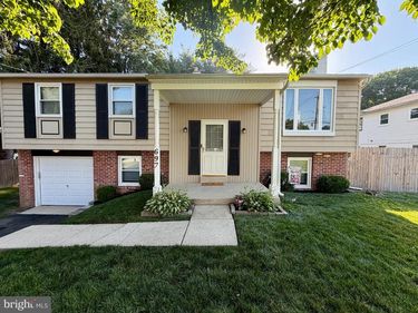 697 CHERRY TREE ROAD, UPPER CHICHESTER, PA 19014