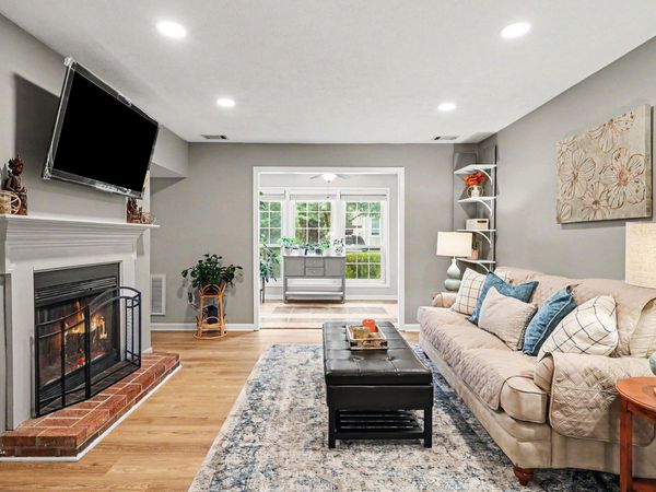 10000 OAKTON TERRACE ROAD, OAKTON, VA 22124