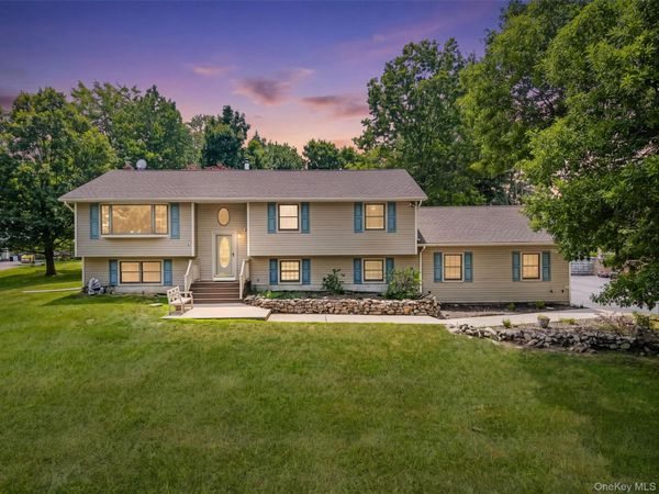 318 Beattie Road, Washingtonville, NY 10992